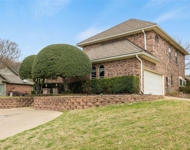 1201 Findlay Drive - Photo Thumbnail 1