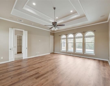 1201 Findlay Drive - Photo Thumbnail 13