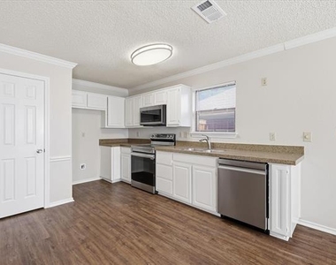 318 Lodge Road - Photo Thumbnail 18