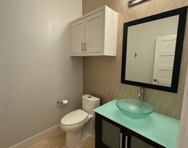 1136 Tealwood Court - Photo Thumbnail 12