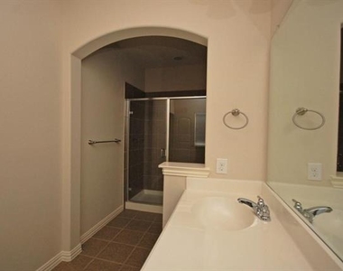 6604 Rutherford Road - Photo Thumbnail 8
