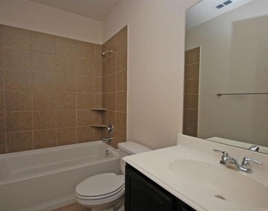 6604 Rutherford Road - Photo Thumbnail 10