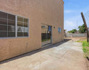 1026 W Libra Drive - Photo Thumbnail 30