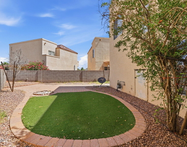 1026 W Libra Drive - Photo Thumbnail 33