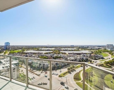 7901 Windrose Avenue - Photo Thumbnail 27