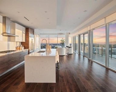 7901 Windrose Avenue - Photo Thumbnail 2
