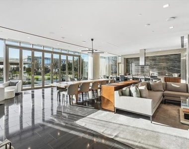 7901 Windrose Avenue - Photo Thumbnail 30