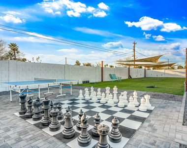 12216 N 65th Street - Photo Thumbnail 37