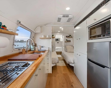 12216 N 65th Street - Photo Thumbnail 15