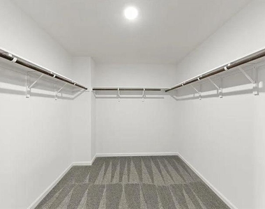 1871 Lockhart Street - Photo Thumbnail 7