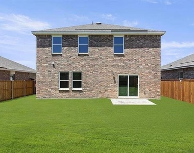 1871 Lockhart Street - Photo Thumbnail 11