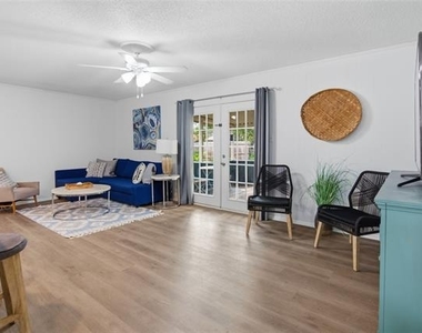 6017 Blueridge Drive - Photo Thumbnail 6