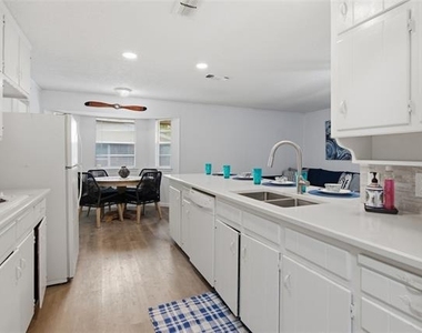 6017 Blueridge Drive - Photo Thumbnail 17