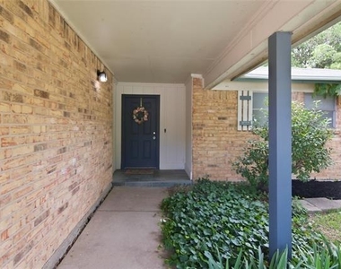 6017 Blueridge Drive - Photo Thumbnail 4