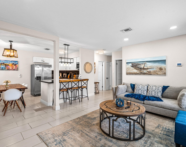 1508 Ne 15th Avenue - Photo Thumbnail 1
