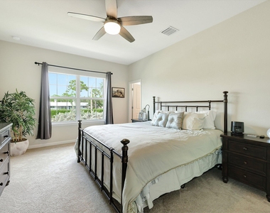 1807 Se Ocean Cove Way - Photo Thumbnail 17