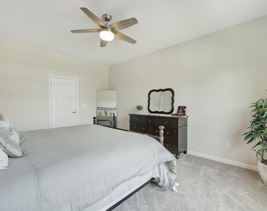 1807 Se Ocean Cove Way - Photo Thumbnail 20