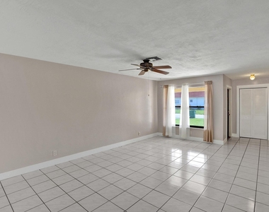 7010-7012 Nw 78th Avenue - Photo Thumbnail 8