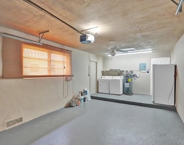 7010-7012 Nw 78th Avenue - Photo Thumbnail 33