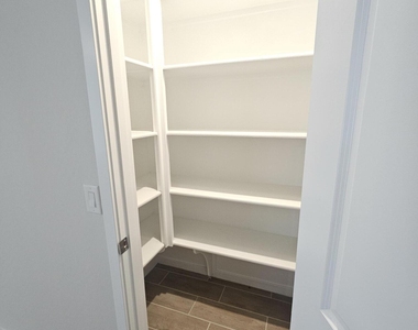 23011 W Potter Drive - Photo Thumbnail 8