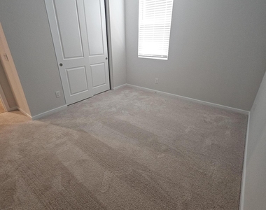 23011 W Potter Drive - Photo Thumbnail 14