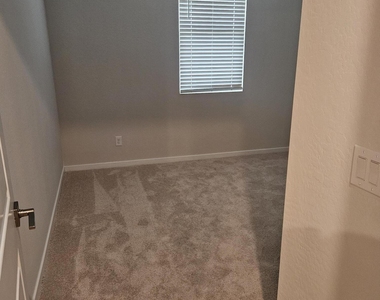 23011 W Potter Drive - Photo Thumbnail 19