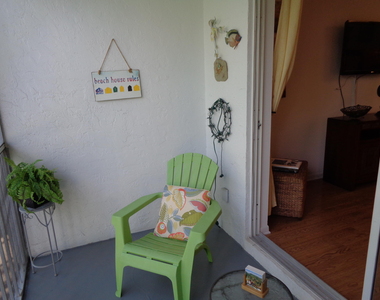 2512 Se Anchorage Cove Se - Photo Thumbnail 1