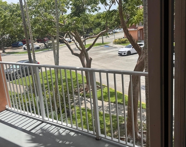 6936 Sw 39th Street - Photo Thumbnail 11