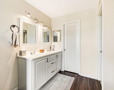 6 Royal Palm Way - Photo Thumbnail 12