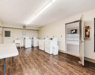 6 Royal Palm Way - Photo Thumbnail 24