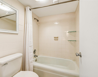 6 Royal Palm Way - Photo Thumbnail 14