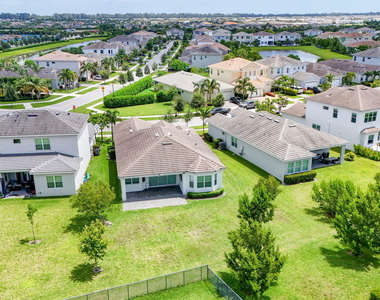 16293 Melogold Drive - Photo Thumbnail 71