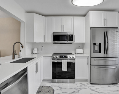 3601 Inverrary Drive - Photo Thumbnail 1