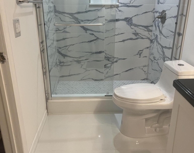 3601 Inverrary Drive - Photo Thumbnail 21
