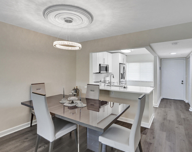 3601 Inverrary Drive - Photo Thumbnail 7