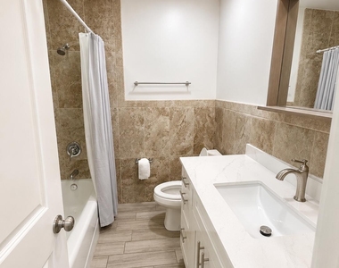 130 Nw 57th Street - Photo Thumbnail 11