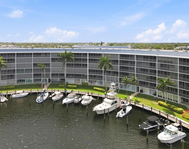1427 E Hillsboro Boulevard - Photo Thumbnail 1