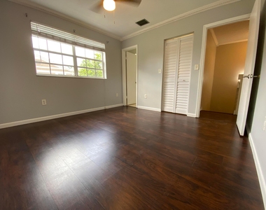 12366 Sw 51st Place - Photo Thumbnail 23