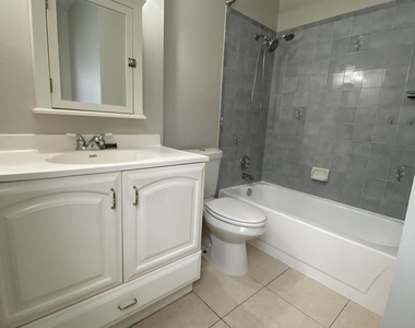 12366 Sw 51st Place - Photo Thumbnail 24