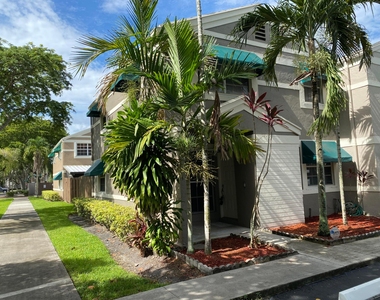 12366 Sw 51st Place - Photo Thumbnail 37