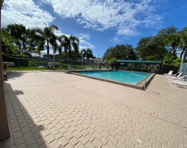 12366 Sw 51st Place - Photo Thumbnail 40