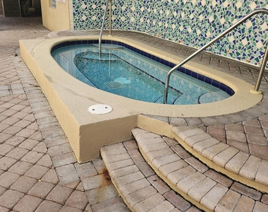 520 Se 5th Avenue - Photo Thumbnail 9