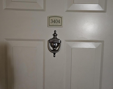 520 Se 5th Avenue - Photo Thumbnail 2