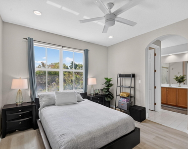 112 Monterey Bay Drive - Photo Thumbnail 34