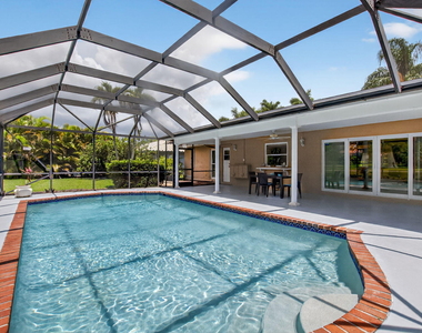 10305 Crosswind Road - Photo Thumbnail 33