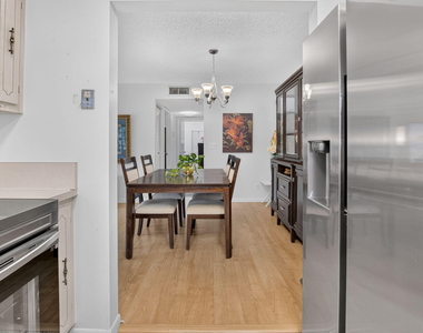 5037 Lakefront Boulevard - Photo Thumbnail 17