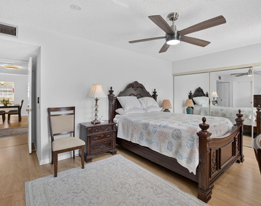 5037 Lakefront Boulevard - Photo Thumbnail 21