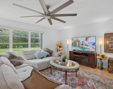 5037 Lakefront Boulevard - Photo Thumbnail 5
