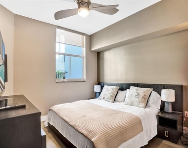 255 Evernia Street - Photo Thumbnail 13