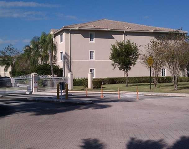 5011 Wiles Road - Photo Thumbnail 21